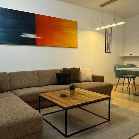 City Apartement Linz Fuer 5 Gaeste Mit Self-Checkin Und Kueche Exteriör bild