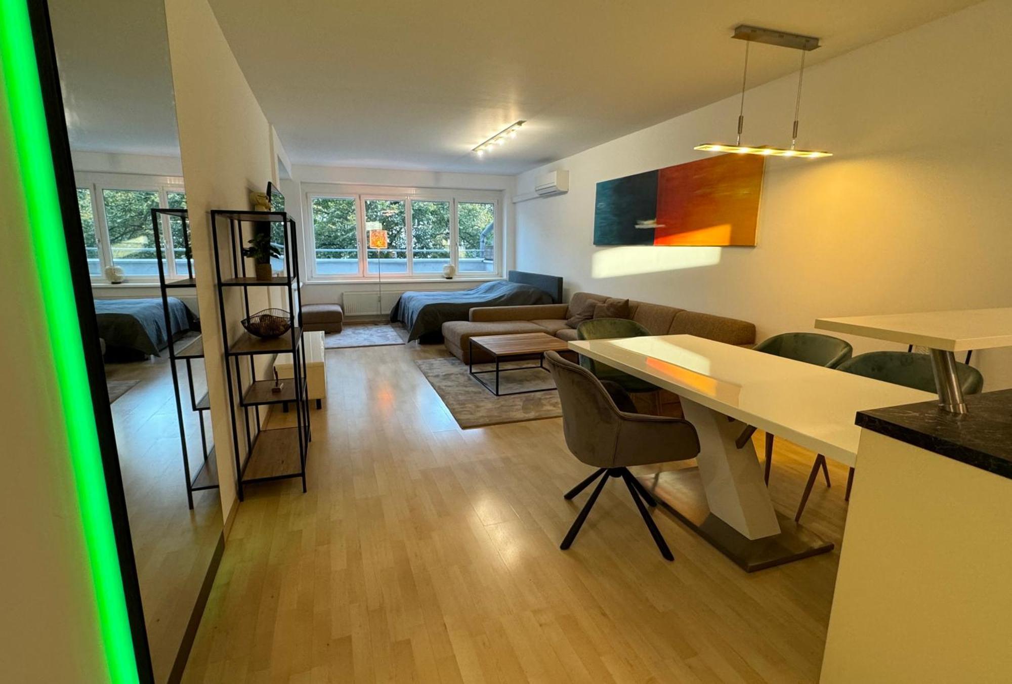 City Apartement Linz Fuer 5 Gaeste Mit Self-Checkin Und Kueche Exteriör bild